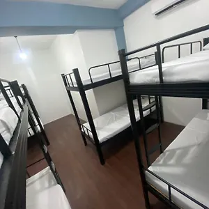 Hostel Lime Lite Manila, Makati City